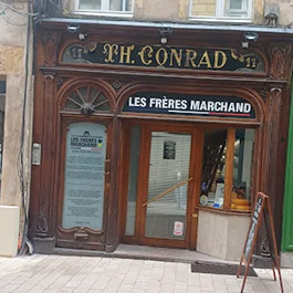 Les Frères Marchand