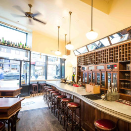 Vin sur Vingt Wine Bar - Nomad