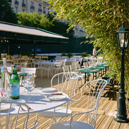 Le Café Court