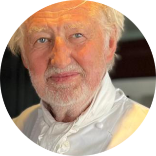 PIERRE GAGNAIREThis 3-star chef needs no introduction! He showcases his talent in London at the Sketch restaurant.