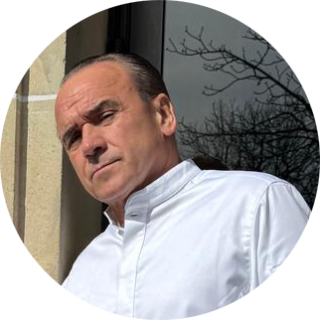 Jean-Georges VongerichtenA multi-Michelin star French chef, if NYC and Philly are his garden, the world is his kitchen!